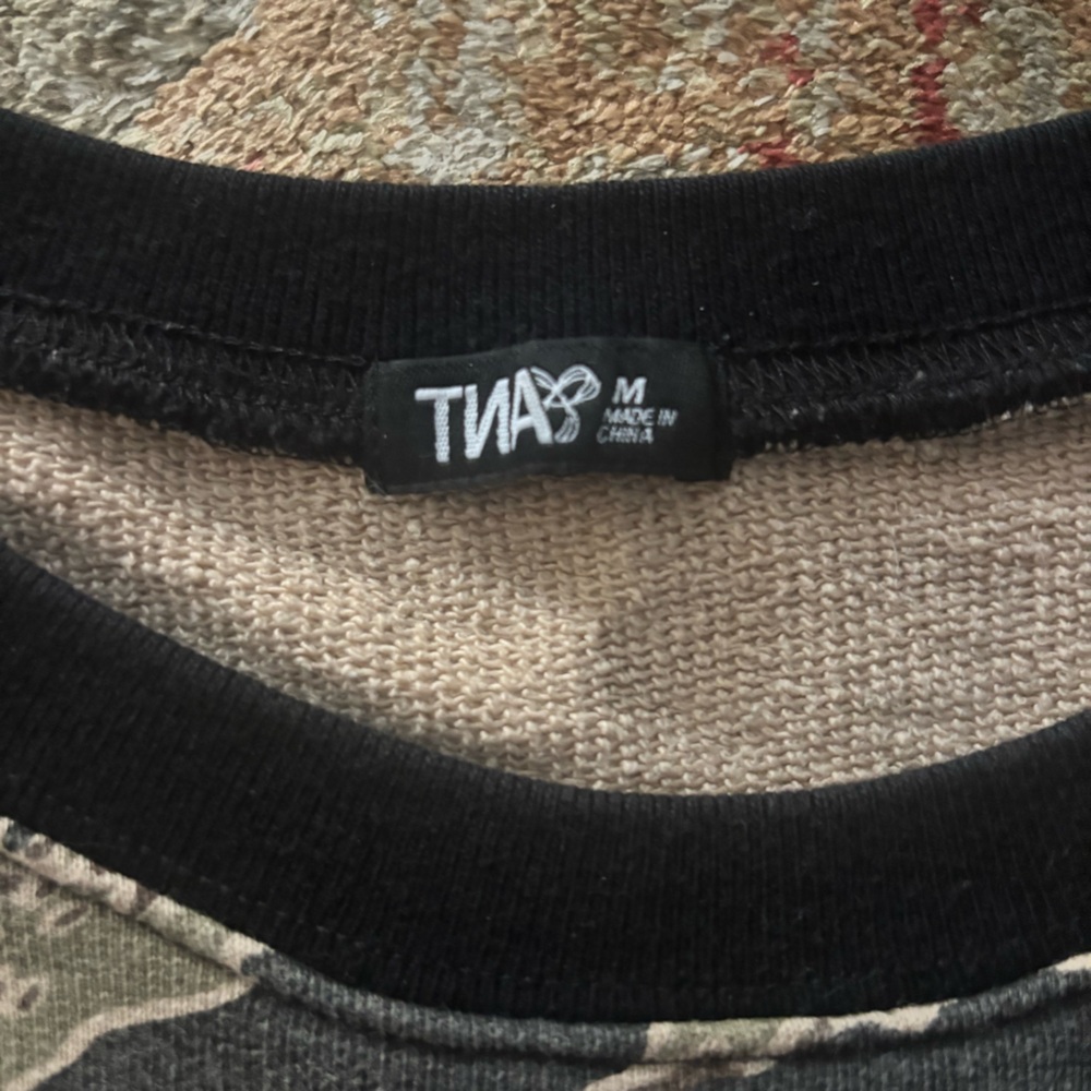 Aritzia TNA Camo Crewneck - Picture 5 of 5